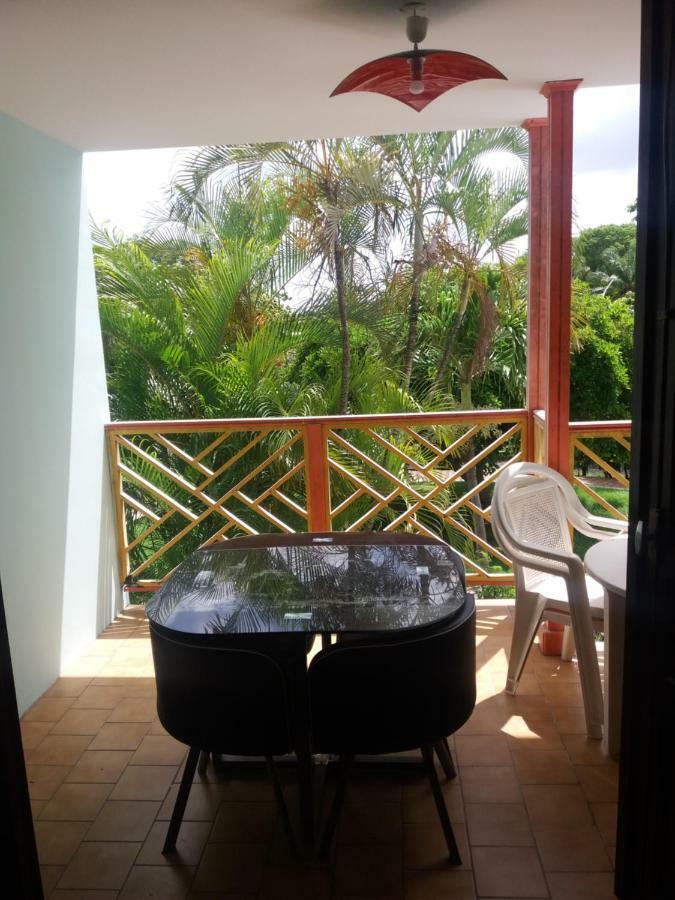 Studio A Louer Proche Des Plages Apartamento Sainte-Anne Exterior foto